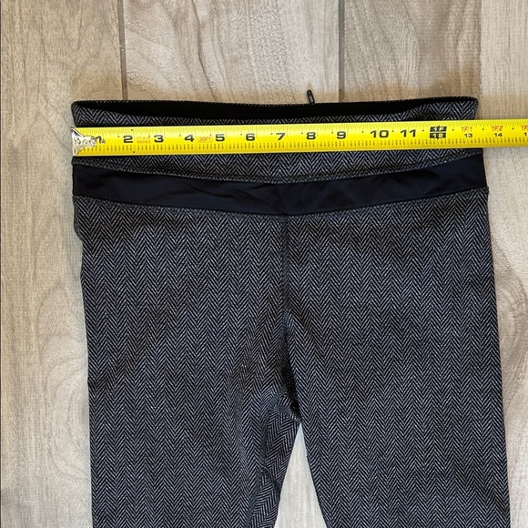 Lululemon Athletica Lululemon Run Inspire Crop II All Luxtreme - Picture 10 of 11